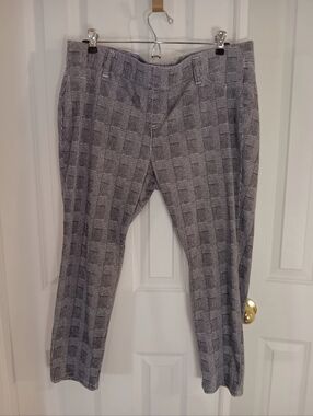 Amazon Essentials Women's Gray Glen Plaid Dress Pants
